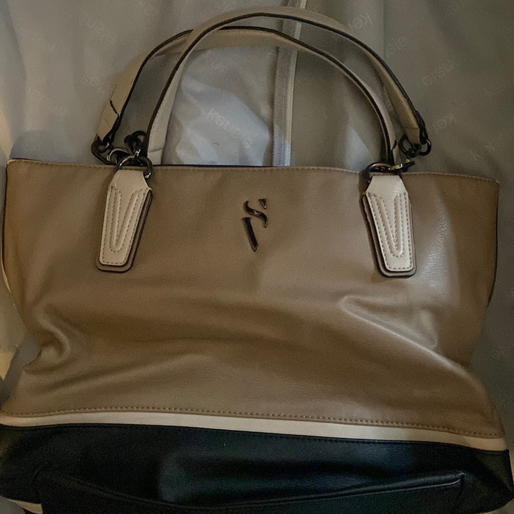 Vera Wang Bag